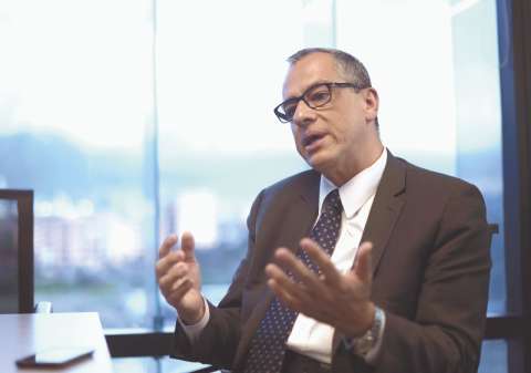 “Queremos que los jóvenes de estratos 1 y 2 lleguen a Harvard”: director de Colciencias