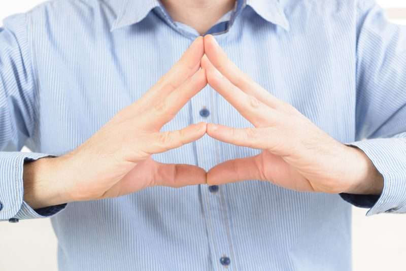 Hakini mudra