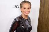 Sharon Stone cuenta por qué lleva “bastante tiempo” en abstinencia sexual: “Soy buena novia”