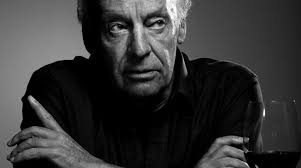 Eduardo Galeano, quien se enfrentó a los regímenes totalitarios de América del Sur y a lo que consideraba injusto, a punta de palabras. / Cortesía