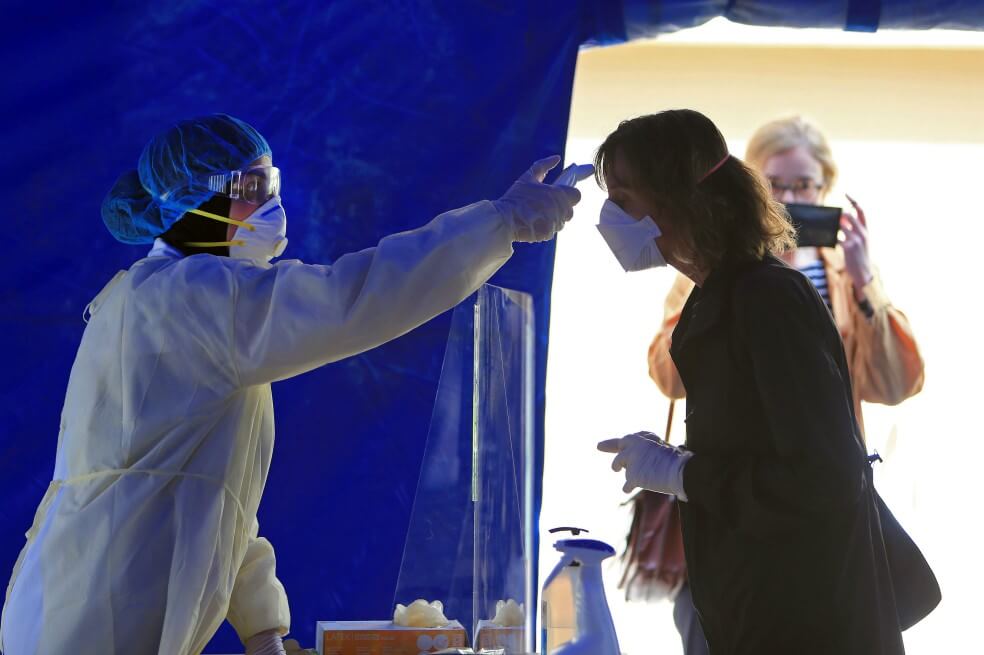 Hasta el momento (31 de marzo) se han confirmado 826.222 casos de COVID-19. / AFP