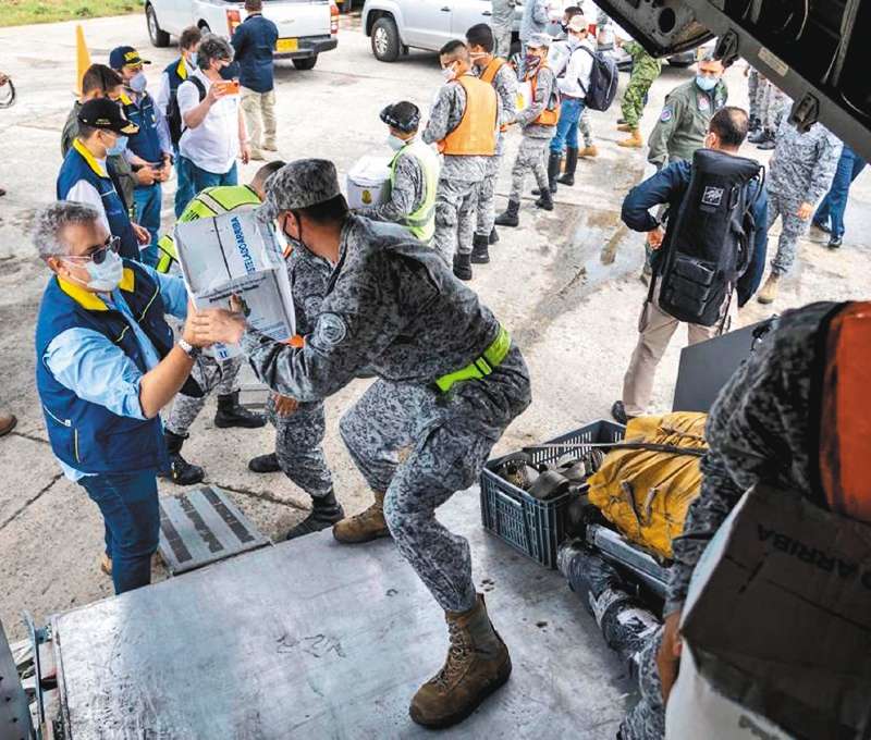 El Gobierno ha entregado 1.850 kits de alimentos, 680 kits de cocina, 1.530 kits de aseo. Fotografía del 17 de noviembre. - Imagen de referencia