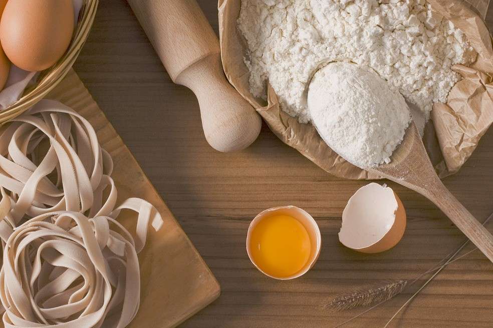 Esta receta de milhoja de guanábana y arequipe es sencilla y fácil de preparar. Sorprenderás a tus invitados con este delicioso postre.