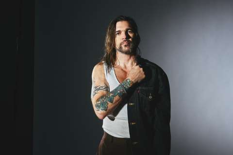 Se acabó la espera, Juanes estrena su sencillo “Amores prohibidos”