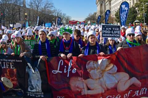 Trump apoya la marcha contra el aborto en Washington