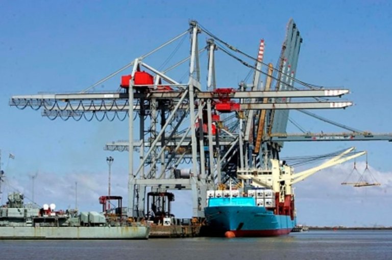 Impedirán anclaje de buques británicos en puertos de Buenos Aires