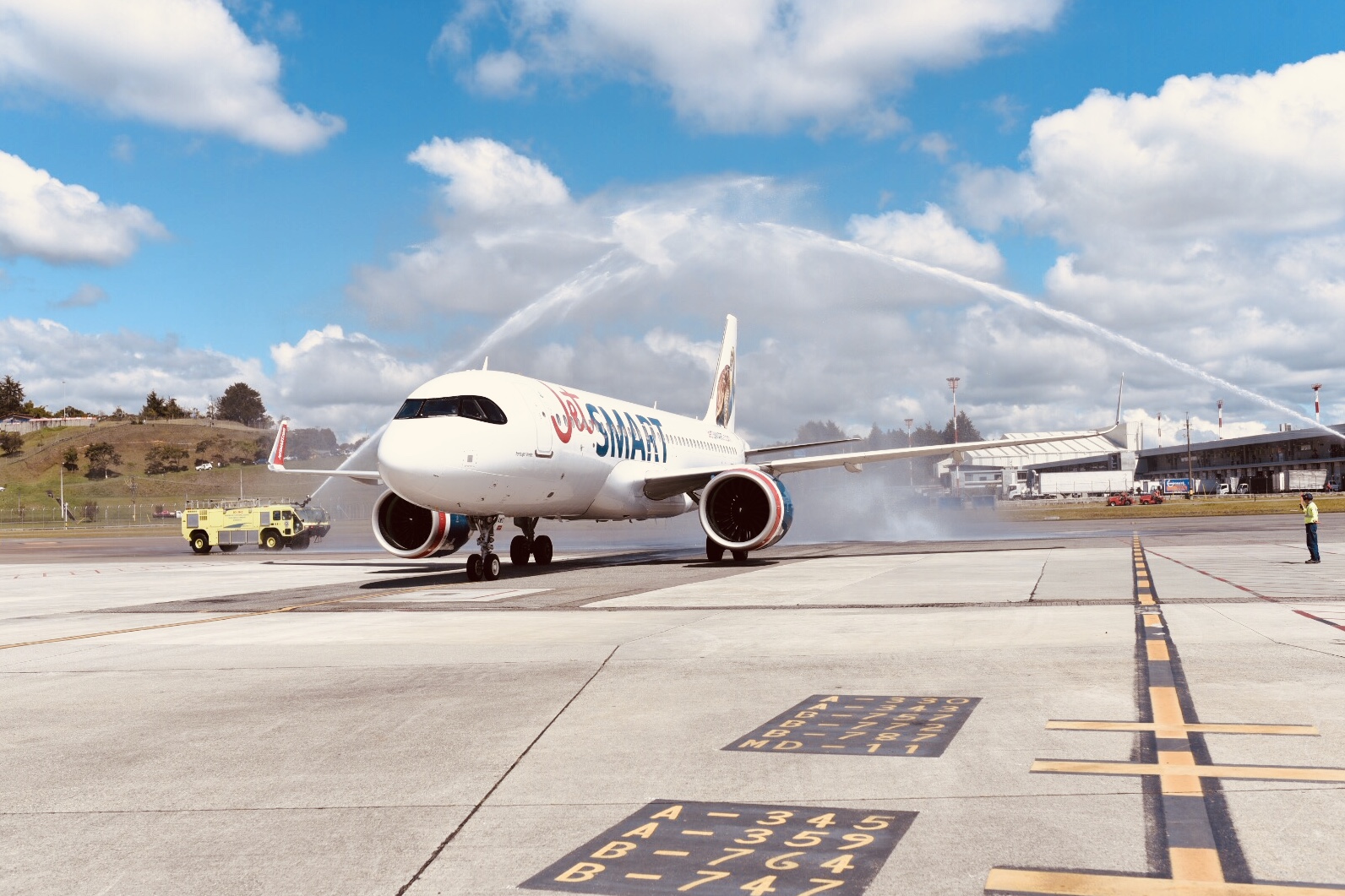 JetSMART inauguró su ruta entre Medellín y Santiago de Chile.