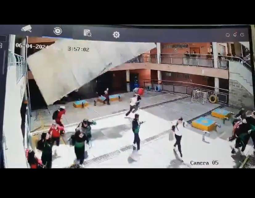 Hasta el momento se espera que el colegio se pronuncie brindando más detalles sobre lo sucedido.
