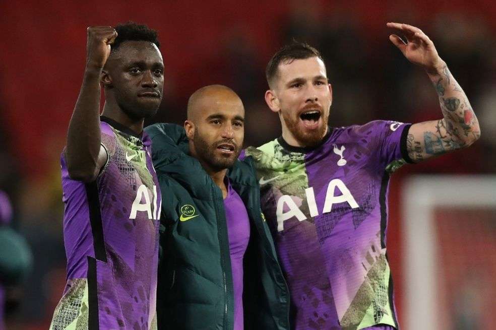 Dávinson Sánchez le dio la victoria a Tottenham con un gol agónico este sábado.