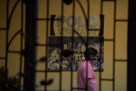 Polo pide explicaciones a Duque y alega estrategia de difamación y estigmatización