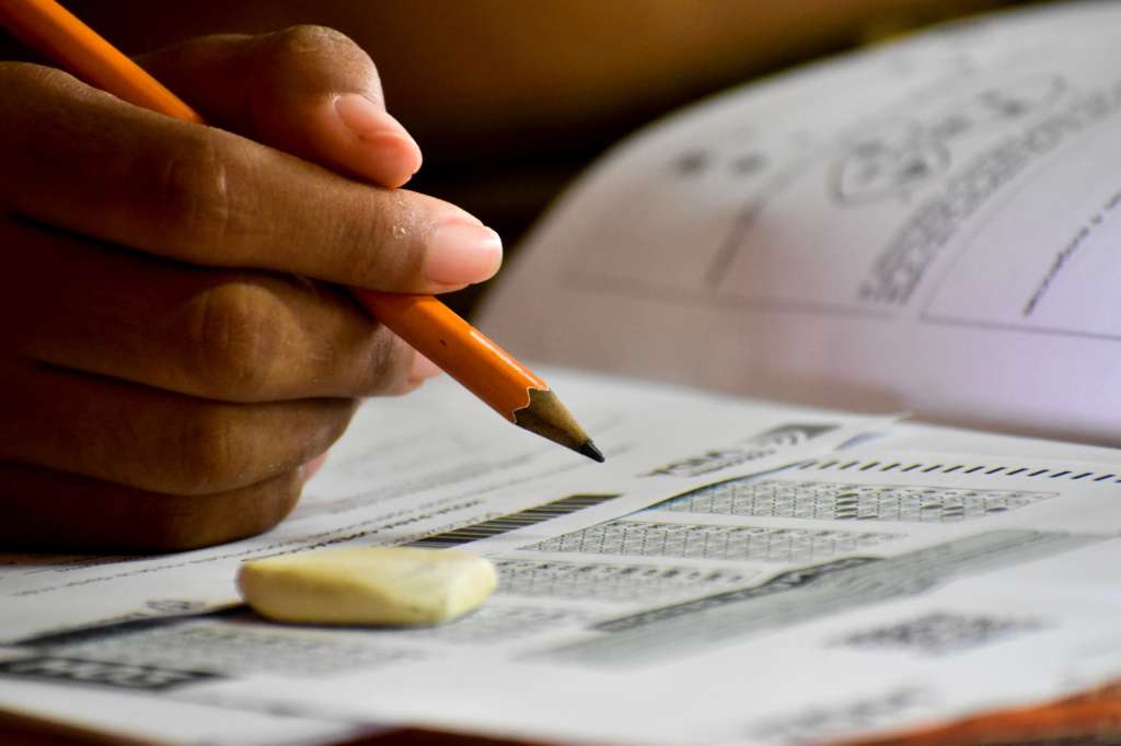 La aplicación de las pruebas Saber Pro y Saber TyT será el domingo 9 de noviembre de 2025, en modalidad lápiz y papel, en sitio.