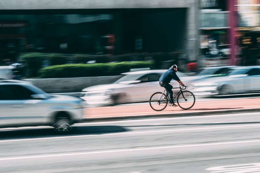 La construcción de la red de carriles bici en Sevilla podría generar unos 550 millones de euros para la ciudad. (Foto de referencia) / Pixabay