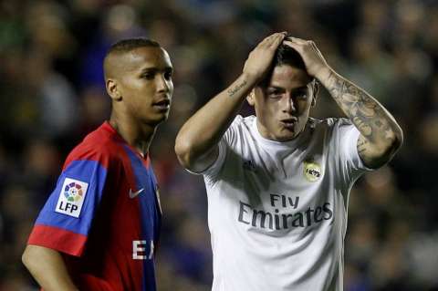 Con James de titular, Real Madrid venció a Levante, pero continúa sin convencer