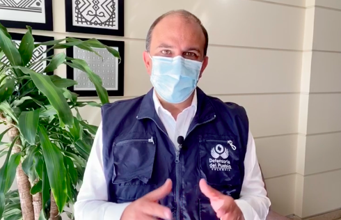 El nuevo defensor del Pueblo, Carlos Camargo.