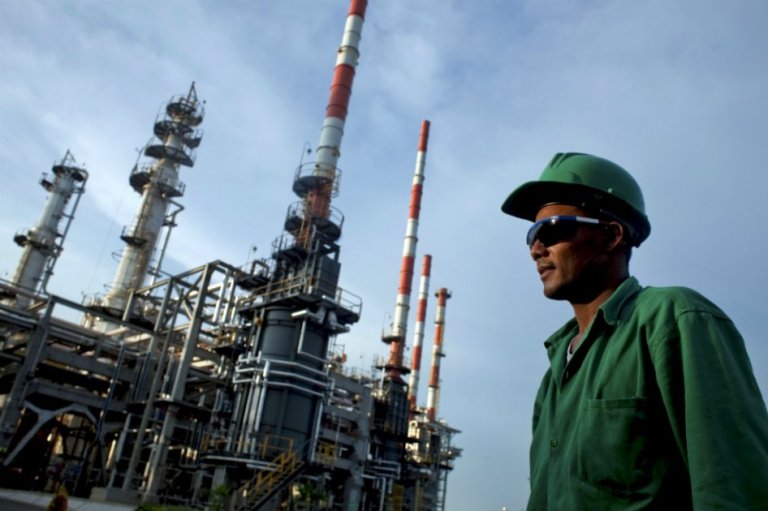 Ecopetrol rechaza falsas afirmaciones de Maduro sobre compra de gasolina de contrabando