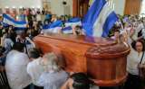 Sandinistas profanan misa de cuerpo presente del poeta Ernesto Cardenal en Nicaragua