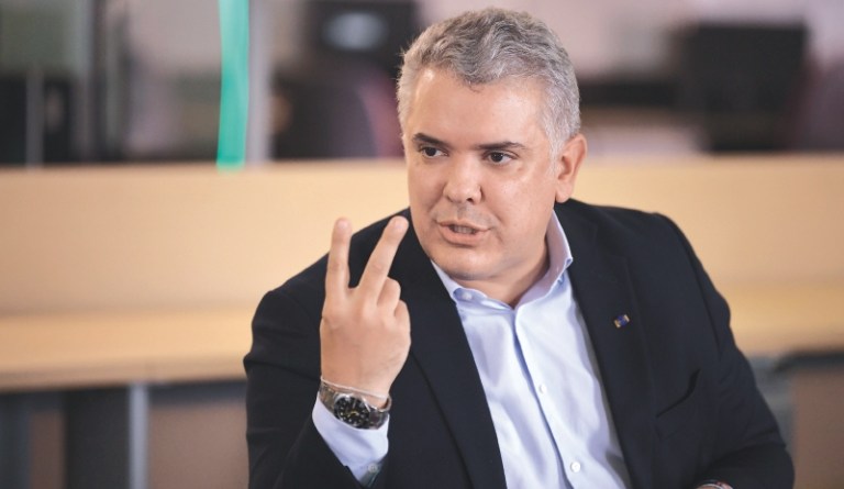 “Hemos hecho más que lo que hizo el anterior gobierno para implementar la paz”
