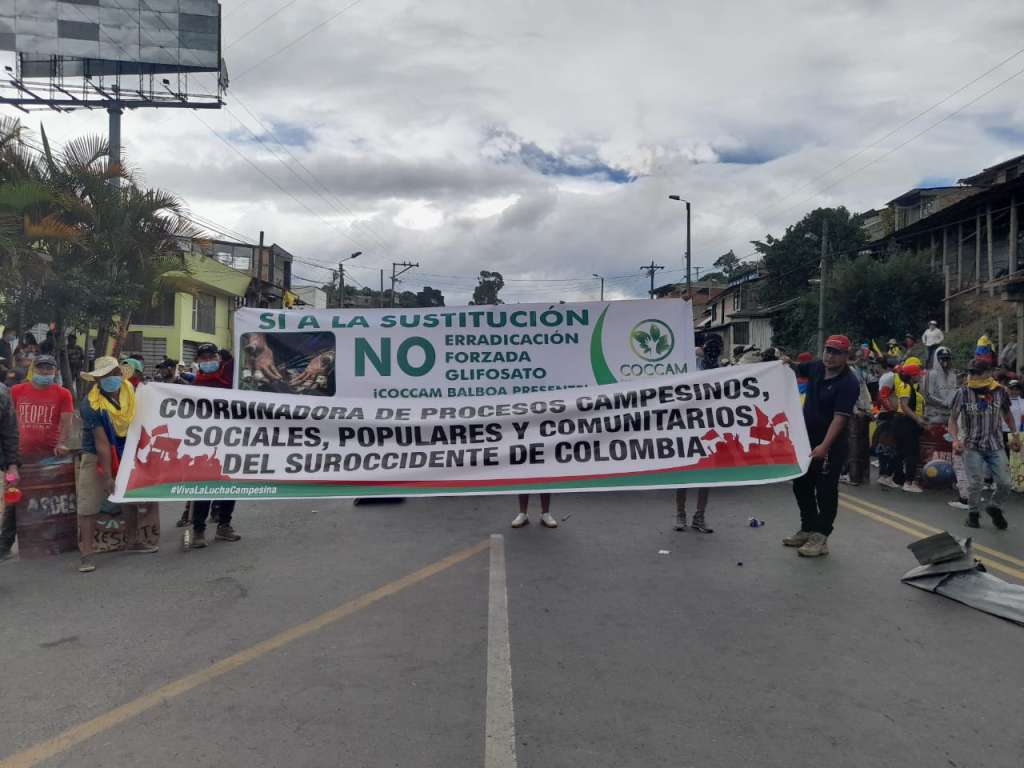 Los bloqueos de vías reportados por los mismos cocaleros se han concentrado en la salida norte de Popayán, en la ruta que conecta a Cali.