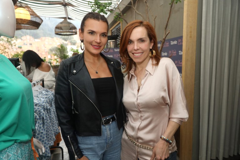 Margarita Reyes y Adriana Romero