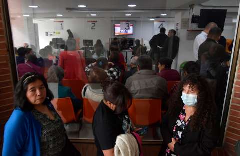 Un informe muestra los problemas del sistema de salud de los maestros desde 2017
