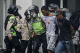 Venezuela vive jornada de represión en calles y enfrentamiento de poderes