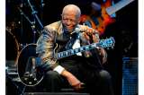 B.B. King, leyenda del blues, abandona el hospital