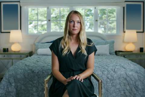 India Oxenberg: sobreviviendo a una secta sexual