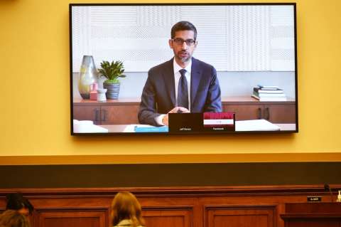 Los “emperadores de la economía digital” pasan al tablero