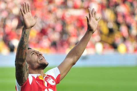 Wilson Morelo anotó cuatro goles en triunfo de Santa Fe sobre Jaguares