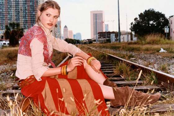 La moda del 2013 será gitana y geométrica
