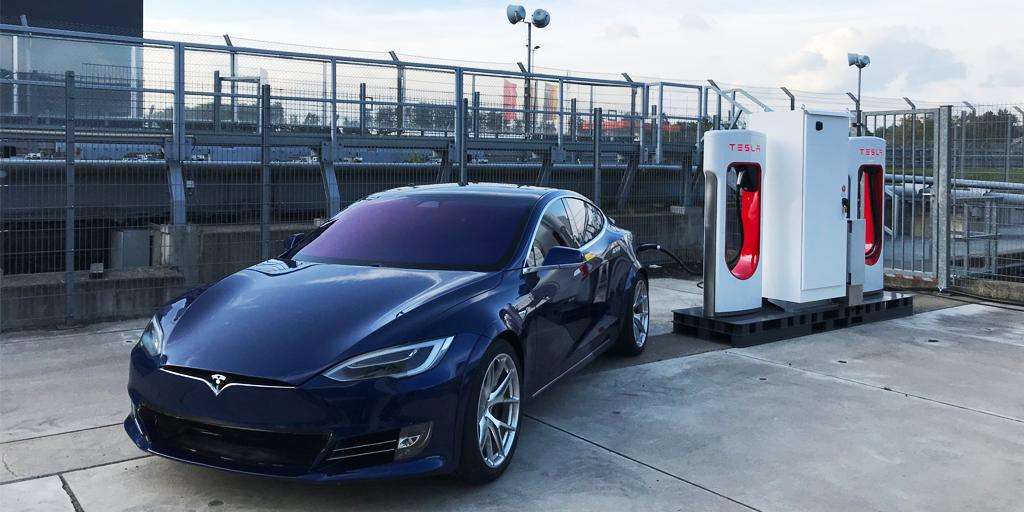 Desde la compañía calculan que el 5 % de las ventas de Tesla se realizarán en bitcóin dentro de un año.