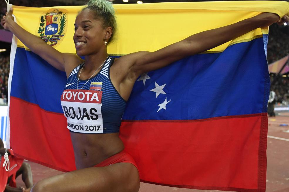 La venezolana Yulimar Rojas, nueva campeona mundial de salto triple, evitó referirse a la crisis social en su país. / EFE