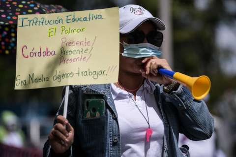 Maestros rurales en zonas PDET temen quedarse sin trabajo