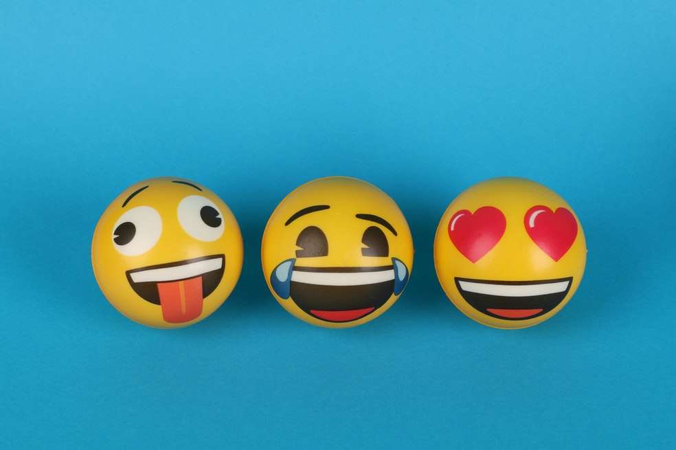 Conoce los emojis que más se usaron en este año.