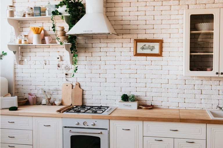 Limpia y desengrasa la campana de la cocina con este paso a paso