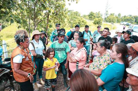 Tierras donde mercernario Yair Klein entrenó “paras” son entregadas a víctimas