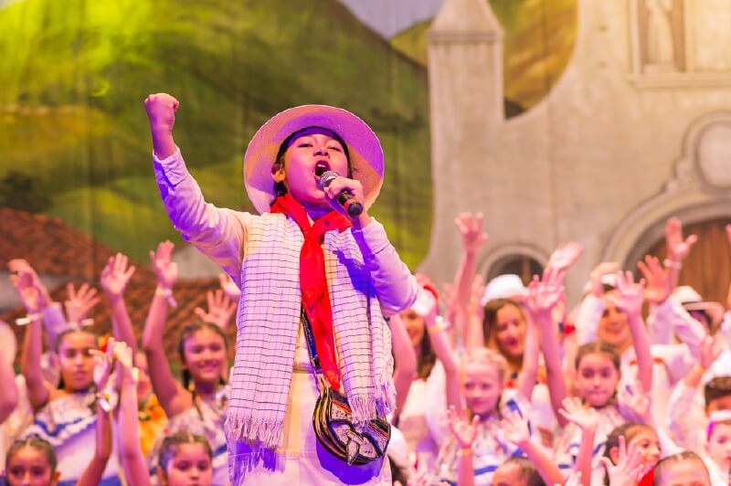 La primera edición del Festival Colombia Canta y Encanta se realizó en Medellín en 2003. / Cortesía