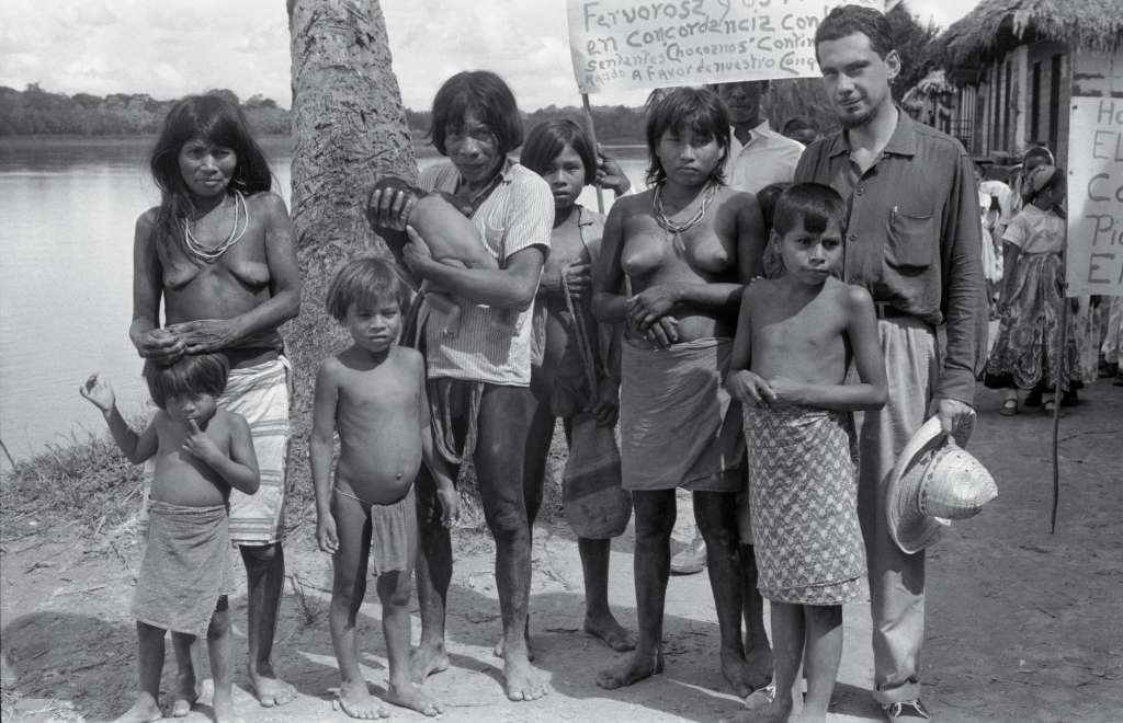 Fotos de Eduardo Cote Lamus en el Diario del Alto San Juan y del Atrato.