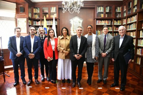 Promotores del referendo por la autonomía regional ya tienen 800 mil firmas de apoyo