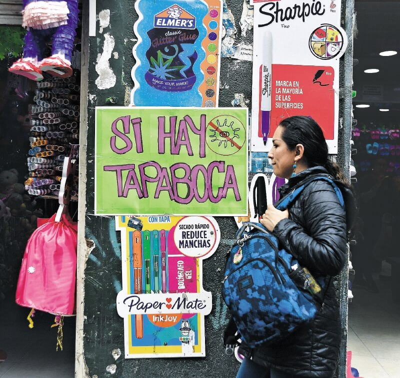 Comerciantes que viven del día a día hacen parte del grupo de los más afectados. / Óscar Pérez - El Espectador.