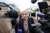 Marine Le Pen pide "cese inmediato de acogida de inmigrantes" en Francia