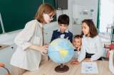 6 claves humanistas para educar a tus hijos en 2025
