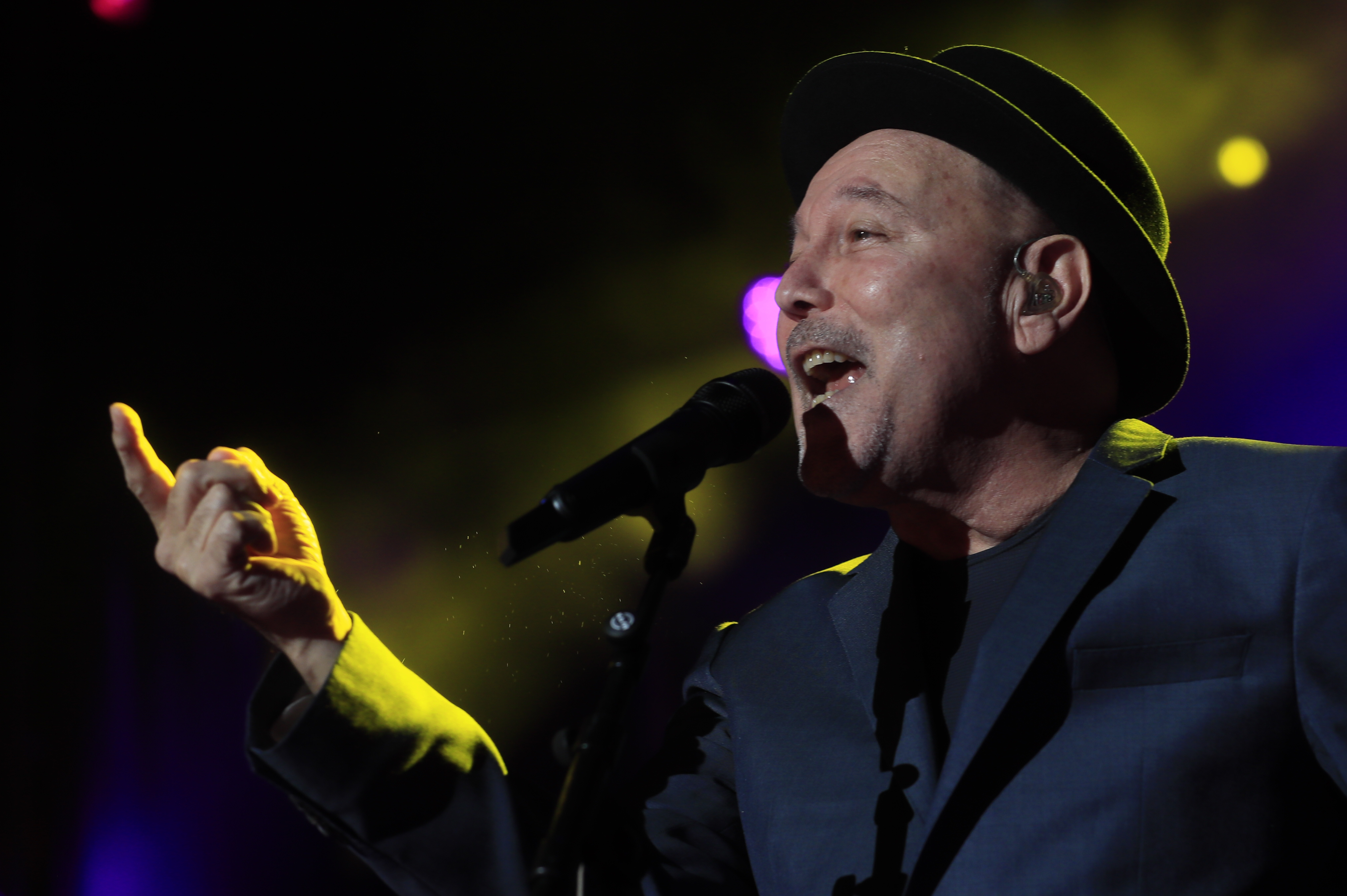 MADRID , 13/07/2023.- El cantautor panameño Rubén Blades durante el concierto celebrado este jueves con Roberto Delgado Big Band en las Noches del Botánico, en Madrid. EFE/ Fernando Alvarado