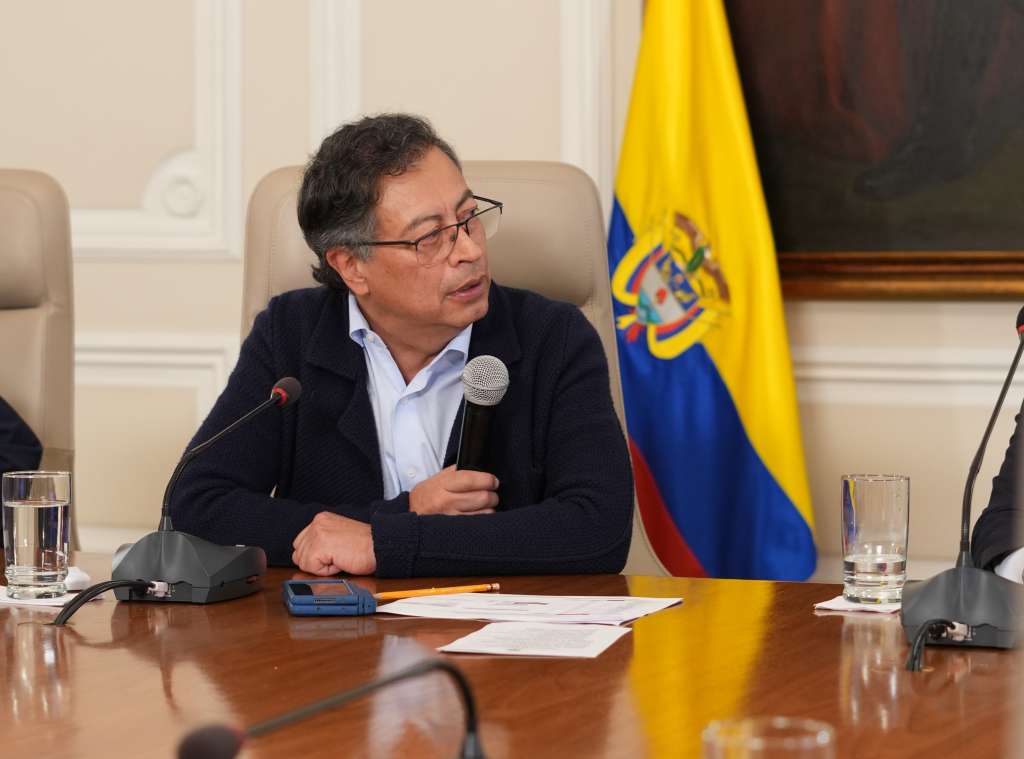 Presidente Gustavo Petro durante consejo de ministros transmitido en vivo.