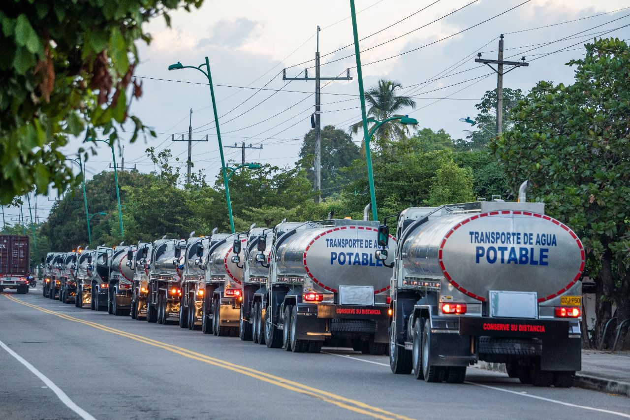 Llegaron 40 carrotanques de agua a La Guajira