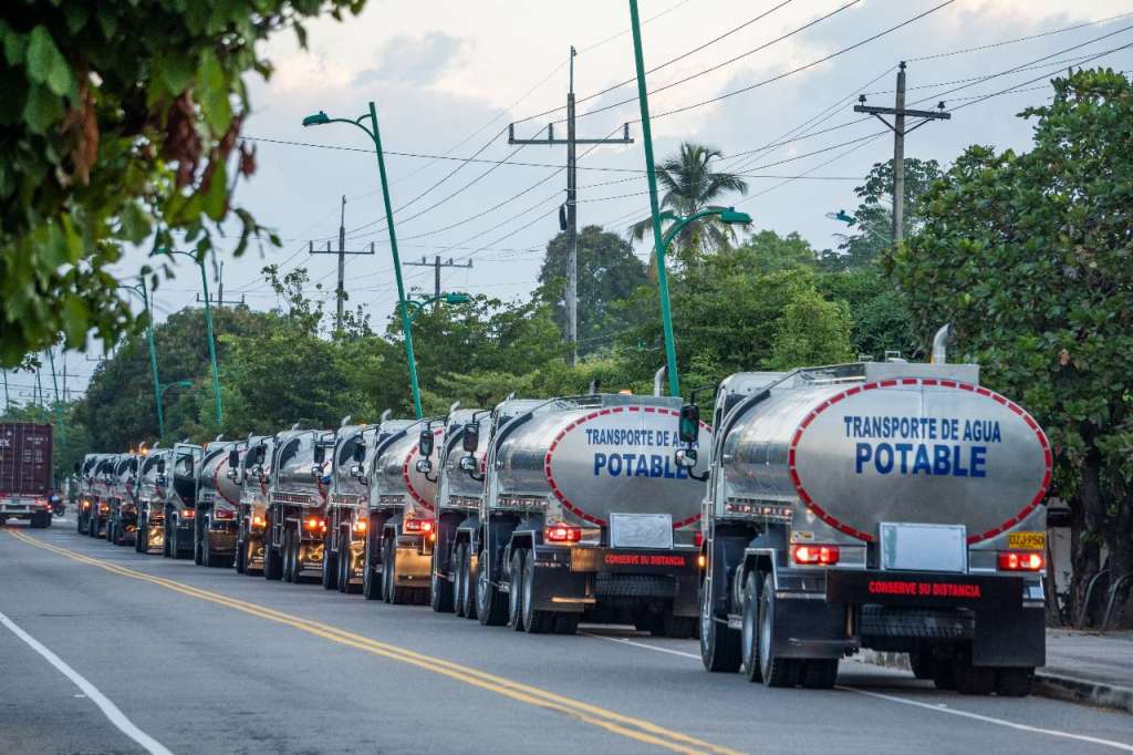 Llegaron 40 carrotanques de agua a La Guajira