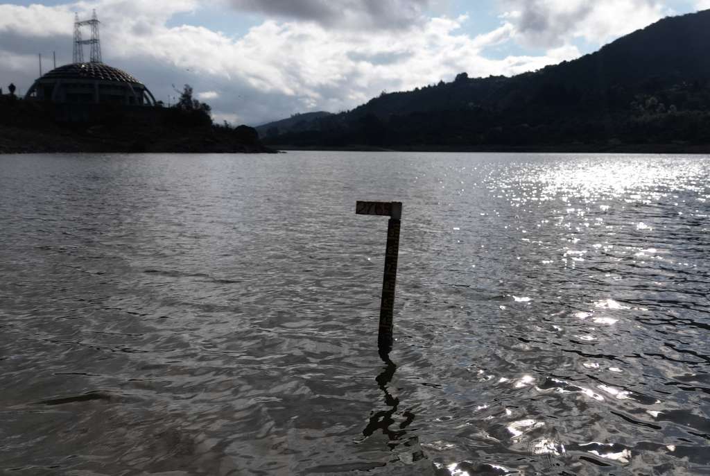 A water level indicator is seen at the San Rafael Reservoir, a dam that is part of the Chingaza system, which supplies 70% of the water used in Bogotá, in the municipality of La Calera, Cundinamarca department, Colombia, on April 3, 2025.