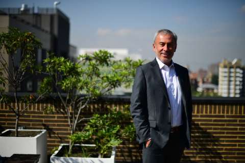 Jairo Corrales, líder en vehículos de inversión