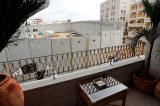 Grafitero Banksy abre hotel frente al muro israelí