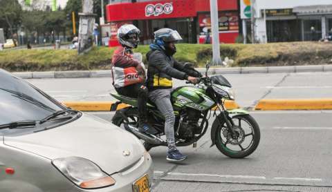 Bogotá descartó la restricción de parrillero